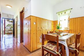 Holiday Home With Garden Located Near the Beach