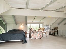 6 Person Holiday Home in Roslev