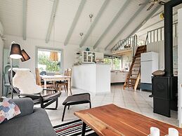6 Person Holiday Home in Roslev