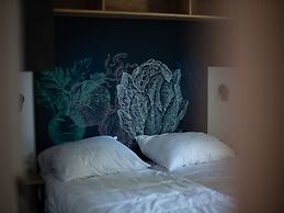 Beautiful Lodge in Gulpen With Great View