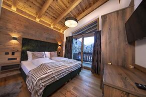 Splendid Chalet in Neukirchen near Wildkogel Ski Arena