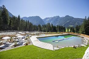 Splendid Chalet in Neukirchen near Wildkogel Ski Arena
