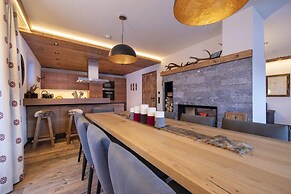Splendid Chalet in Neukirchen near Wildkogel Ski Arena