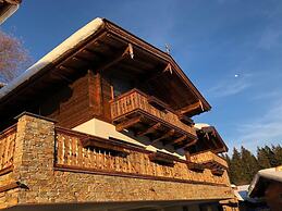Splendid Chalet in Neukirchen near Wildkogel Ski Arena