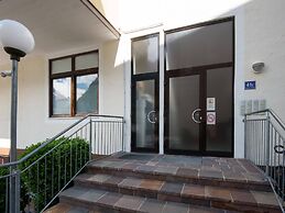 Apartment Bergblick Anna in Kaprun With Balcony