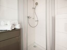 Apartment Bergblick Anna in Kaprun With Balcony