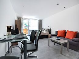 Apartment Bergblick Anna in Kaprun With Balcony