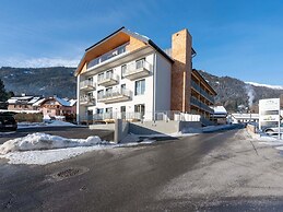 Apartment With ski bus on the Doorstep