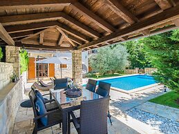 Villa in a Typical Istrian Rustical Style