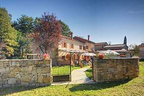 Villa With Private Pool in Central Istria