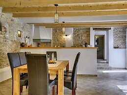 Villa With Private Pool in Central Istria