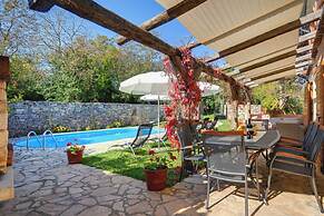 Villa With Private Pool in Central Istria