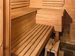 6 Person Holiday Home in Ostereidet