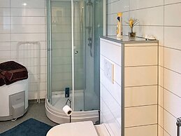 6 Person Holiday Home in Ostereidet