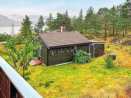 6 Person Holiday Home in Ostereidet