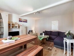 Cosy Flat in Niepars With Garden