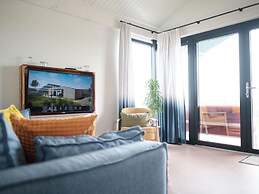 Comfortable Lodge Near sea at 500m