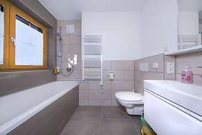 Luxury Chalet in Neukirchen near Wildkogel Ski Arena