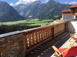 Luxury Chalet in Neukirchen near Wildkogel Ski Arena