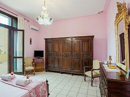 Pet-friendly Villa w/ Pool