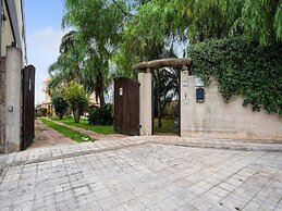 Pet-friendly Villa w/ Pool