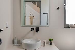 Aegean Breeze Apartments