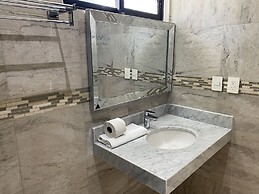 Cuxos Hotel Beachfront