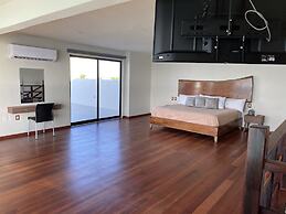 Cuxos Hotel Beachfront