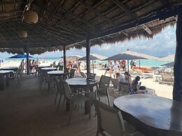 Cuxos Hotel Beachfront