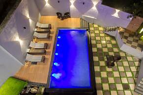 WoodRock Hotel Manali