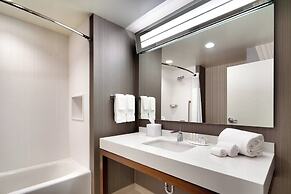 Courtyard by Marriott Atlanta Duluth Downtown