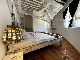Duara House