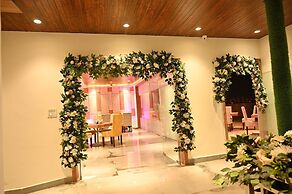 Hotel Aakriti Clarks Inn Express