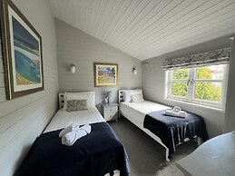 Holly Blue - Cosy Wooden Lodge, Kippford