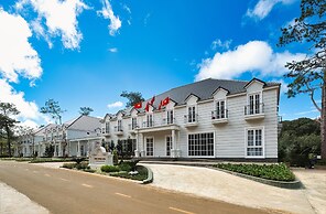 Golden Boutique Hotel