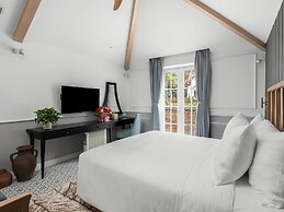 Golden Boutique Hotel