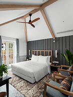 Golden Boutique Hotel