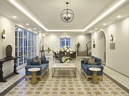 Golden Boutique Hotel