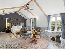 Golden Boutique Hotel