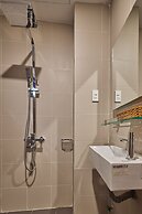 The Garden Capsule Hotel