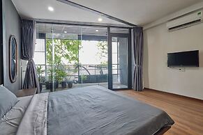 The Garden Capsule Hotel