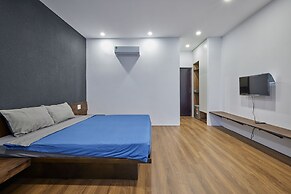 The Garden Capsule Hotel