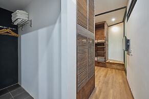 The Garden Capsule Hotel