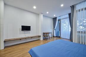 The Garden Capsule Hotel