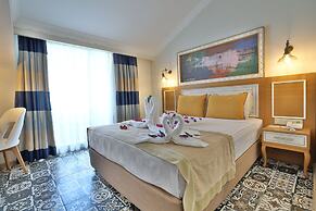 Crystal Club World of Colours - All inclusive