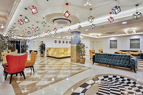 Crystal Club World of Colours - All inclusive