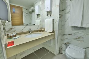 Crystal Club World of Colours - All inclusive