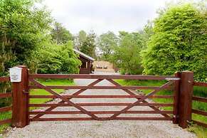 3-bed Lodge - Sleeps 7 - Hot Tub - Pet Friendly