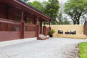 3-bed Lodge - Sleeps 7 - Hot Tub - Pet Friendly