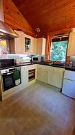 3-bed Lodge - Sleeps 7 - Hot Tub - Pet Friendly